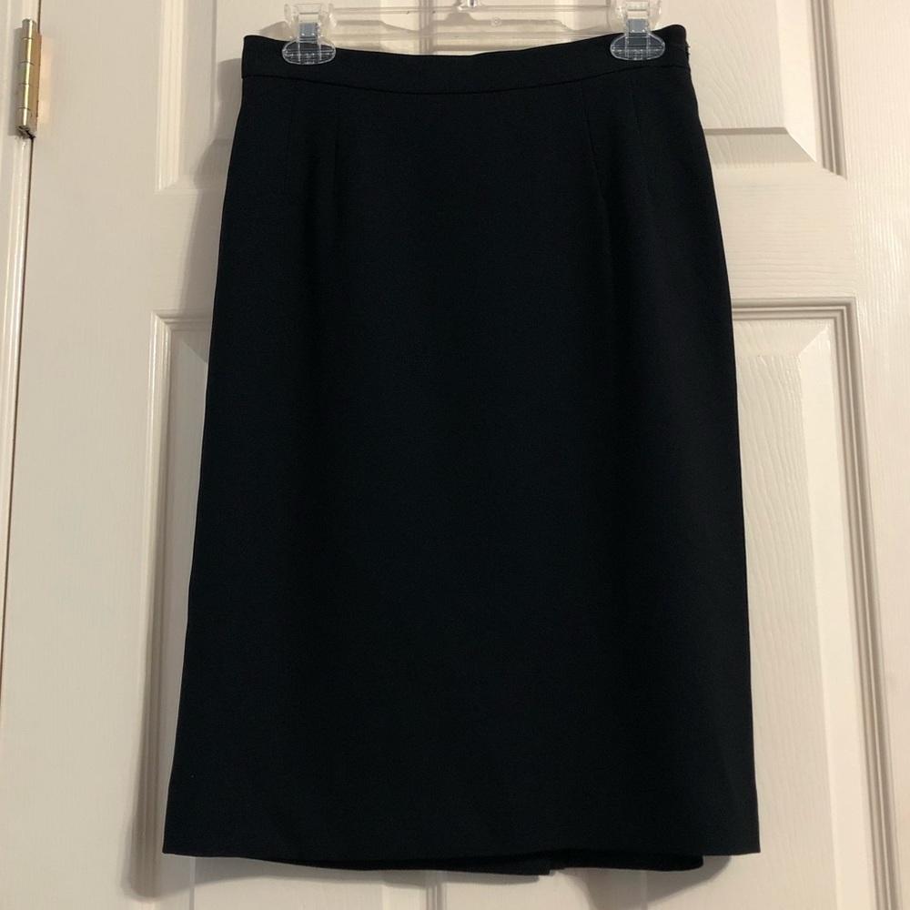 Liz Claiborne Collection Ladies Black Skirt